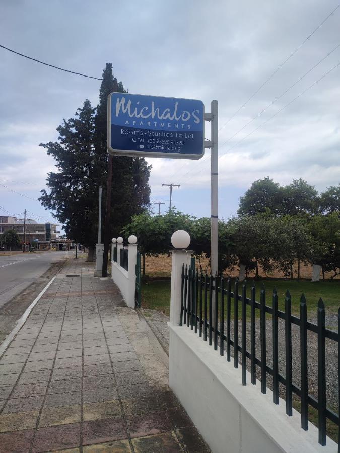 Michalos Apartments Paralía Skotínis Kültér fotó