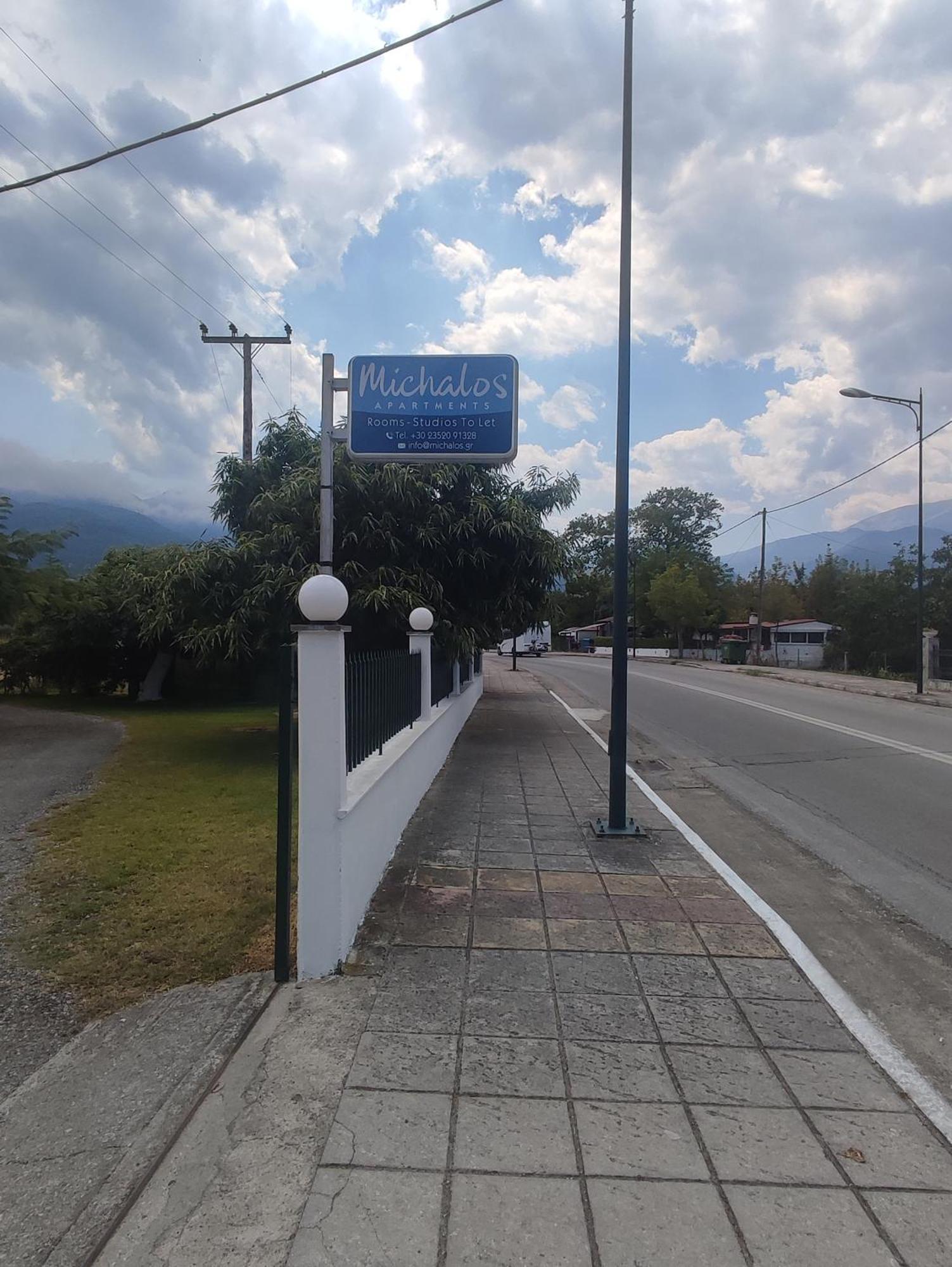 Michalos Apartments Paralía Skotínis Kültér fotó