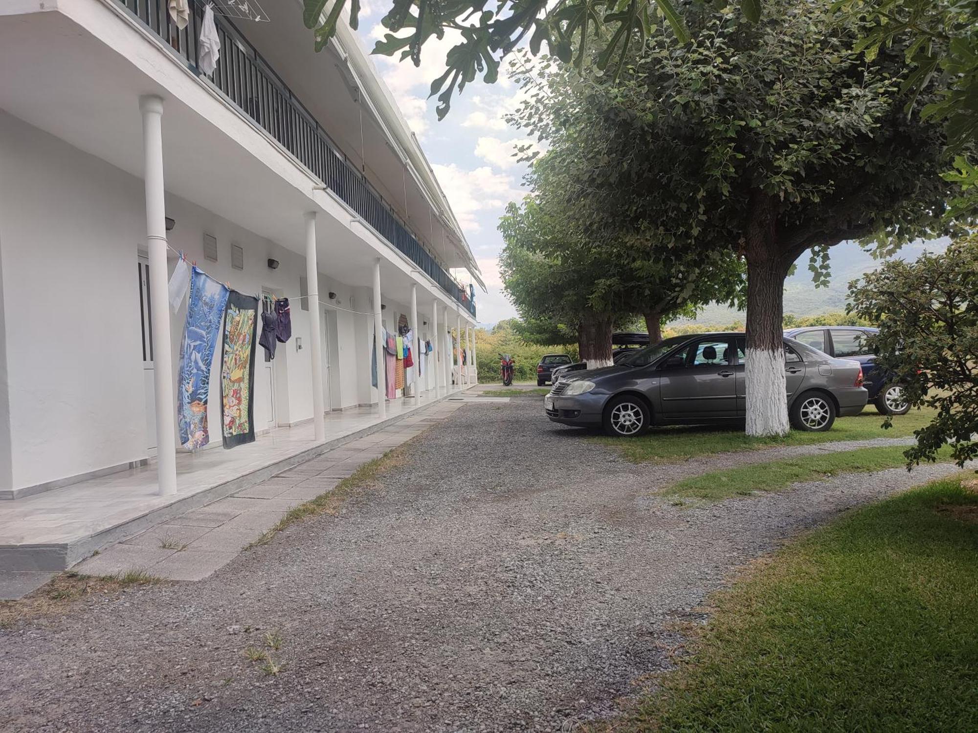 Michalos Apartments Paralía Skotínis Kültér fotó