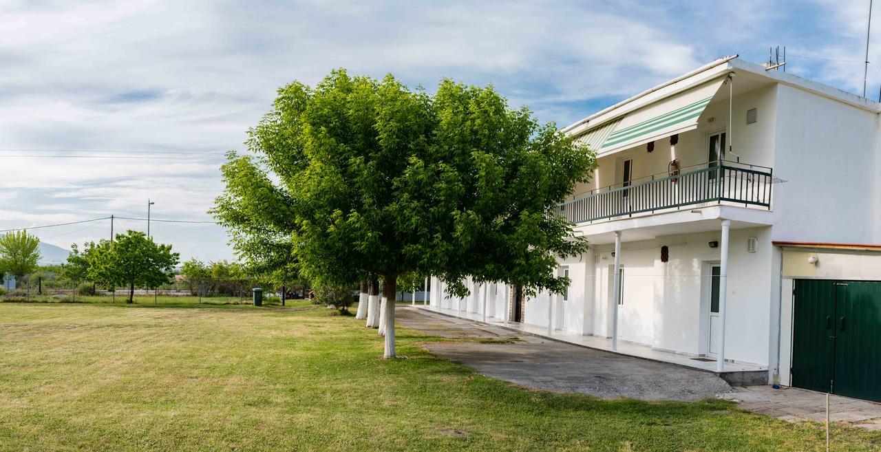 Michalos Apartments Paralía Skotínis Kültér fotó